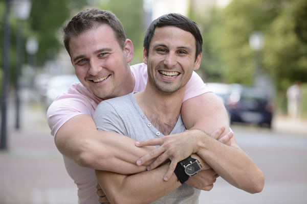 What is 40+ Gay Dating